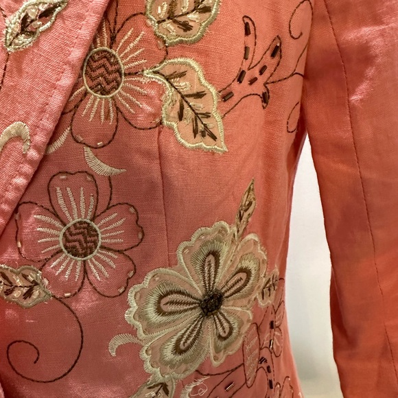  coral jacket with embroidery - Picture 5 of 8